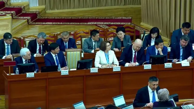 Жогорку Кеңеш жаңы өкмөттү шайлады