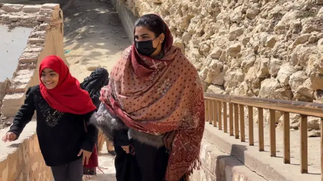 سات بی بیوں کی درگاہ