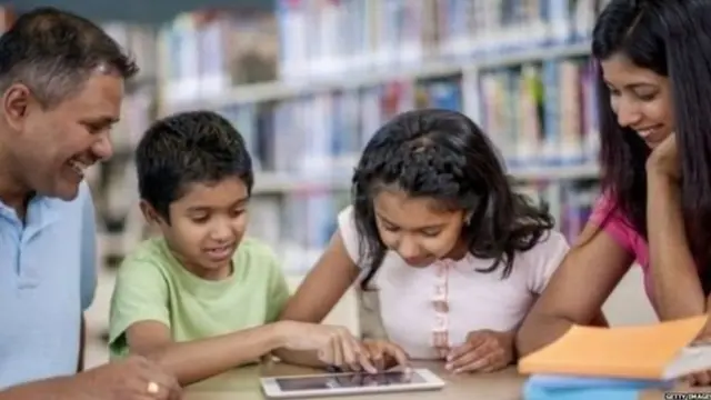 दत्तक मुलं