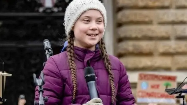 16 வயதாகும் பள்ளி மாணவி கிரேட்டா தன்பர்க்