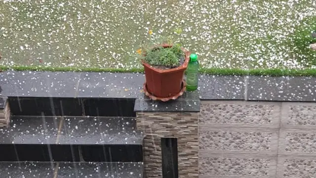 काठमाण्डूका कैयौँ स्थानमा असिना पानी परेको थियो