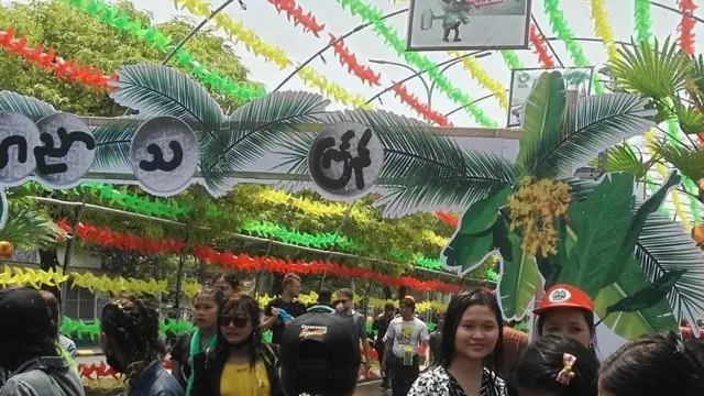 မန္တလေး လမ်းလျှောက်သင်္ကြန်ကို နေရာတိုးချဲ့ ထားပြီး အညာဓလေ့ သင်္ကြန်အပြင်၊ ရပ်ကွက်အလိုက်ယိမ်းတွေ ထပ်မံထည့်သွင်းထားတယ်