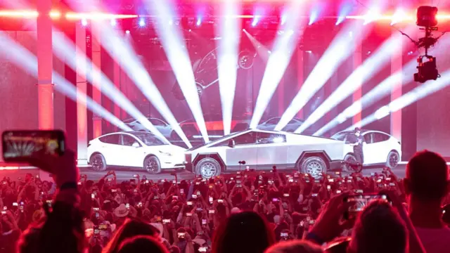 ایلان ماسک در مراسم افتتاحیه کارخانه تگزاس سخنرانی کرد