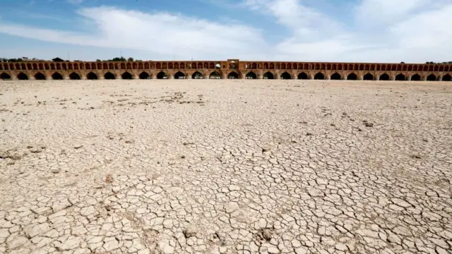 ઈરાનમાં વરસાદની અછતથી ભયંકર દુષ્કાળની પરિસ્થિતિ અંગે વિશેષજ્ઞો ચેતવી રહ્યા છે?