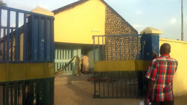 Aworan afihan agọ ọlọpaa