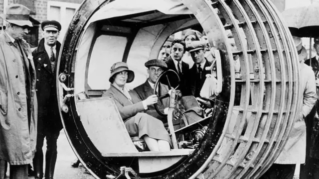 1932 Purves Dynasphere.