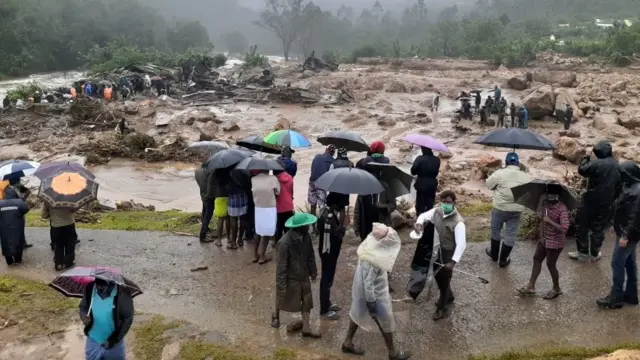 కేరళ మున్నార్ కొండ చరియలు