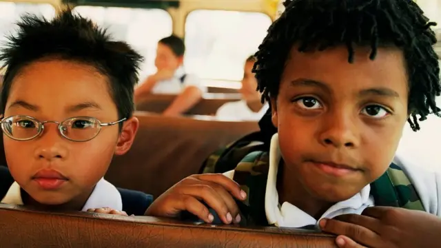 괴롭힘 방지책은 더 부드러운 학교 환경 조성에 도움이 된다