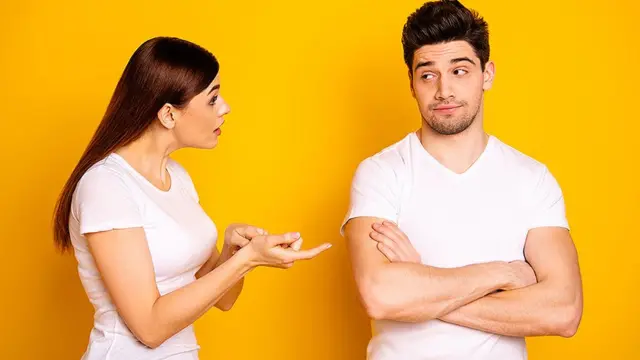 Mink paltoli ayollar pornosi Porno mushukning chuqurligini olchaydi