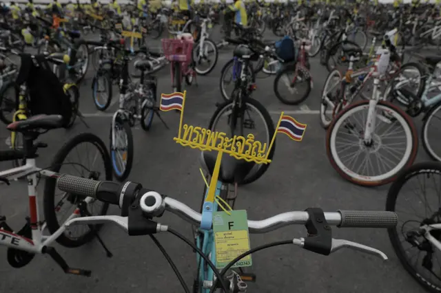 ทรงพระเจริญ