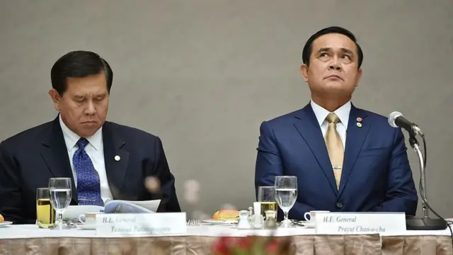 พล.อ.ประยุทธ์ระหว่างประชุมร่วมกับผู้นำภาคเอกชนญี่ปุ่น