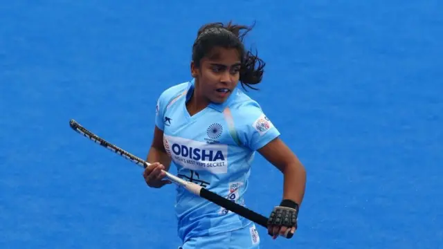 ਹਰਿਆਣਾ ਦੇ ਸੋਨੀਪਤ ਤੋਂ ਨੇਹਾ ਗੋਇਲ 2011 ਵਿੱਚ ਭਾਰਤ ਦੀ ਜੂਨੀਅਰ ਟੀਮ ਦਾ ਹਿੱਸਾ ਬਣੇ