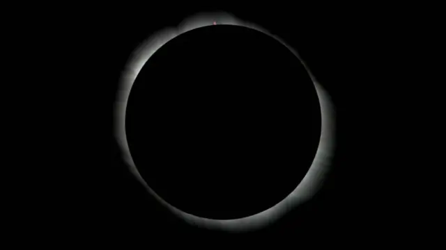 повне сонячне затемнення