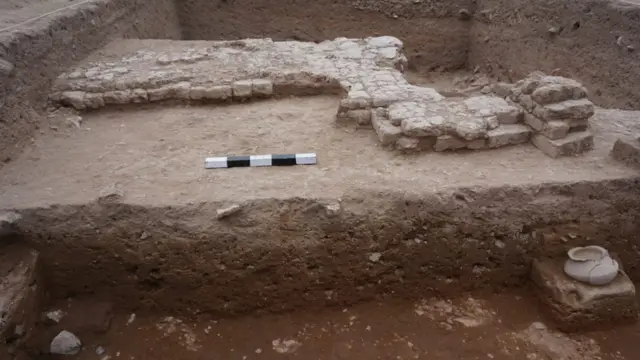 கொடுமணல்