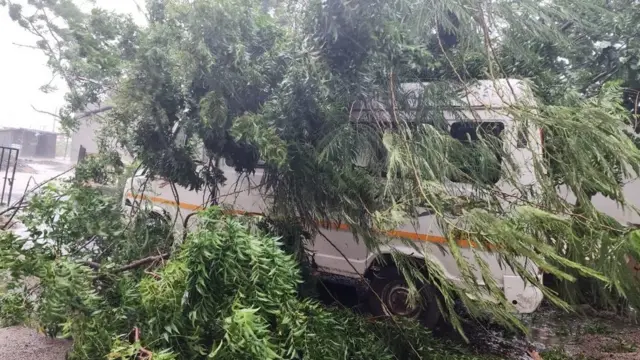 बिपरजॉयमुळे