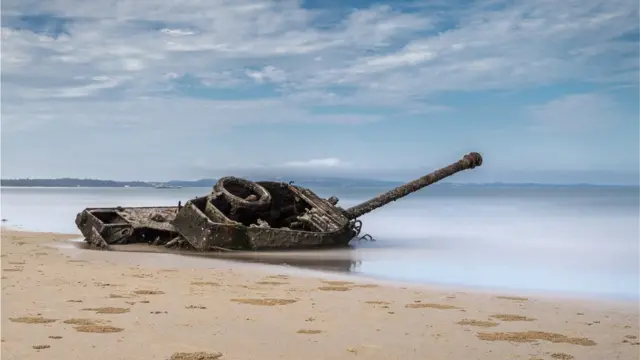 Tanque en una playa de Quemoy.