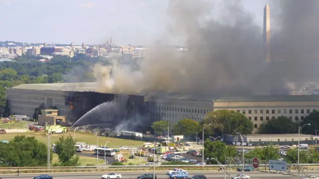 ১১ই সেপ্টেম্বর পেন্টাগনে আঘাত করে একটি বিমান