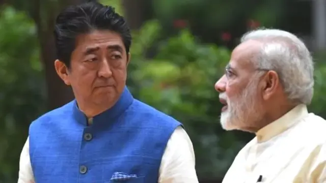 నరేంద్ర మోదీతో షింజో అబే