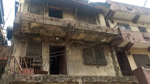 Aworan bi ijọba Eko ṣe n wo ile ni Lagos Island