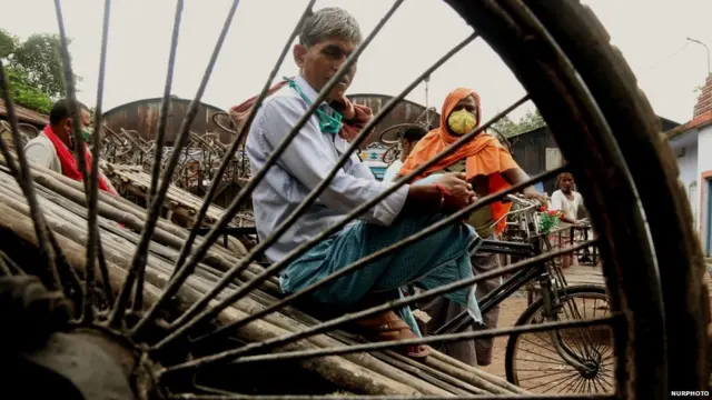 ਜੀਡੀਪੀ, ਮਜ਼ਦੂਰ