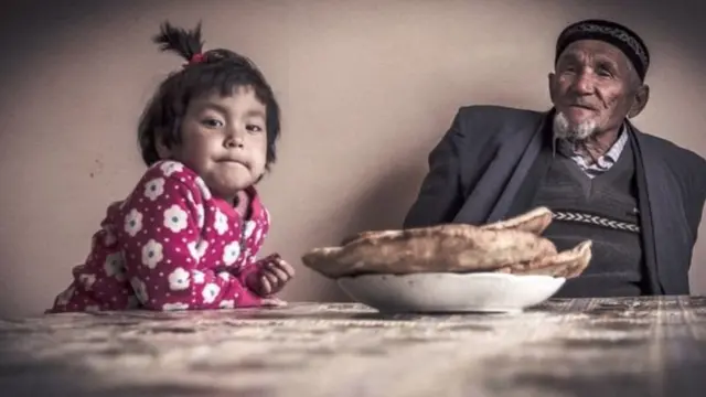 அல்மாஸ் டொல்வஸே