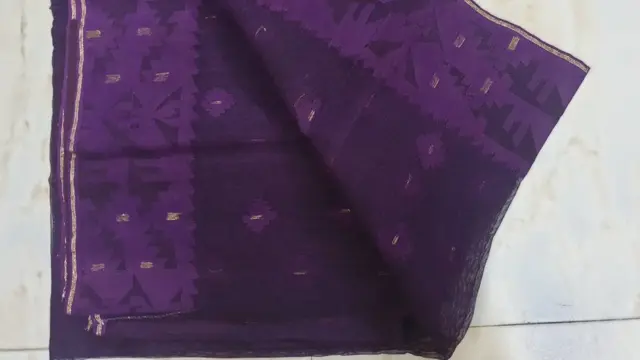 জামদানি শাড়ি