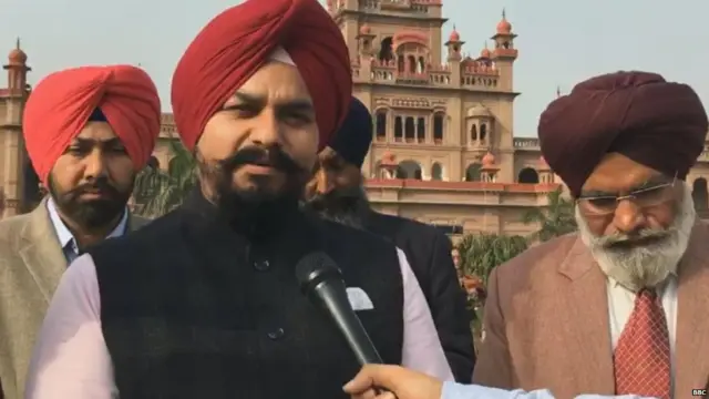 ਖ਼ਾਲਸਾ ਕਾਲਜ ਅੰਮ੍ਰਿਤਸਰ ਦੇ ਪ੍ਰਿੰਸੀਪਲ ਡਾ. ਮਾਹਿਲ ਸਿੰਘ