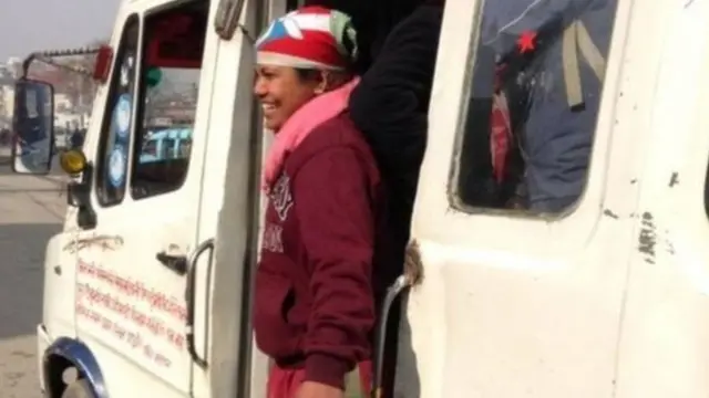 महिला सहचालक