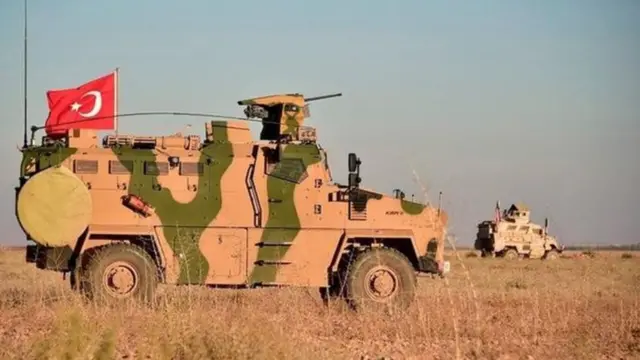 Türkiye ile ABD askerleri, sınırın Suriye tarafında ortak kara devriyesi yaptı