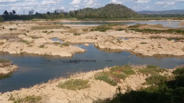 บริเวณบ้านภูเขาทอง ต.บ้านม่วง อ.สังคม จ.หนองคาย
