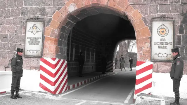 Ermənistanın Gümri şəhərində yerləşən 102-ci Rusiya hərbi bazası