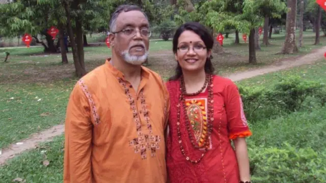 বাবা মেয়ে