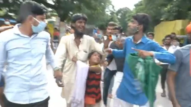 கான்பூர்.