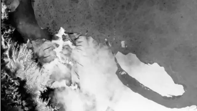 హిమఖండం కదులుతోంది