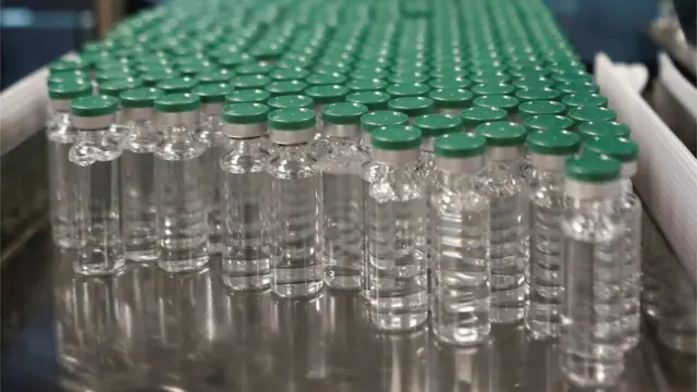 वैक्सीन