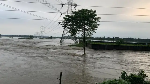 असम बाढ़