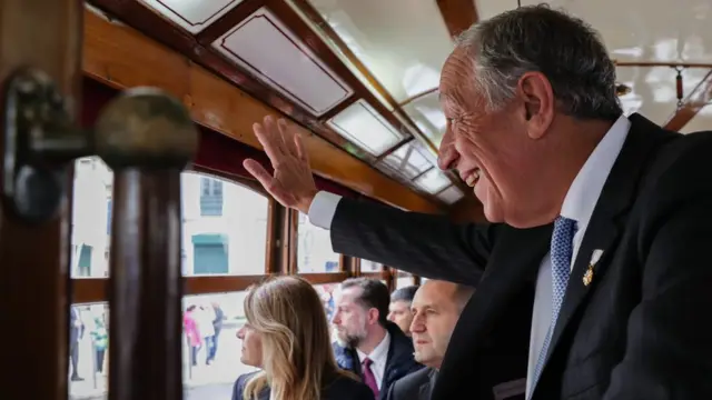 Le président est-il un homme politique "populiste" ou simplement "populaire" ?