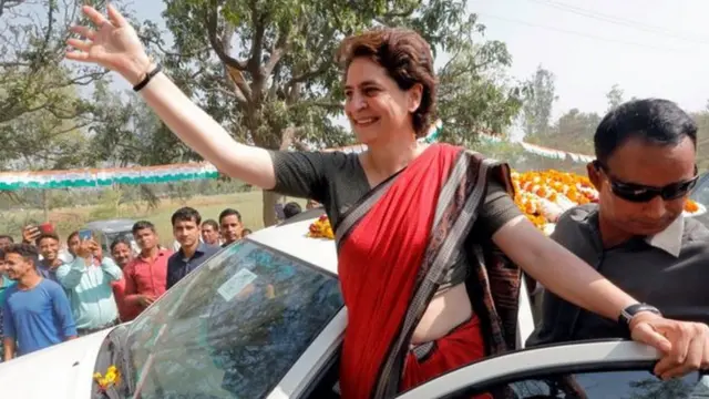 নির্বাচনী লড়াইয়ে যোগ দিয়েছিলেন প্রিয়াংকা গান্ধীও