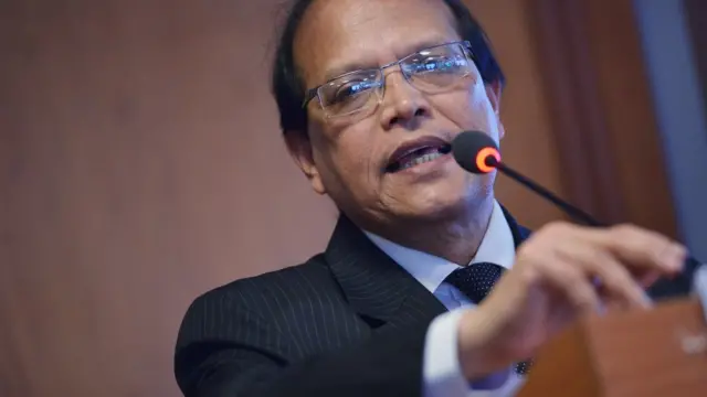 বাংলাদেশ ব্যাংকে সাইবার ডাকাতির পর পদত্যাগ করতে হয়েছিল তৎকালীন গভর্নর আতিউর রহমানকে