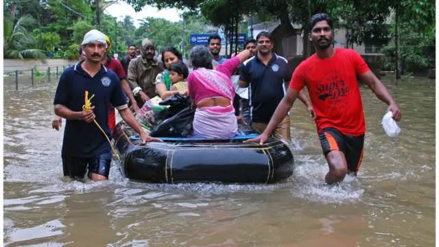 কেরালার গত একশো বছরের ইতিহাসে এরকম বন্যায় হয়নি
