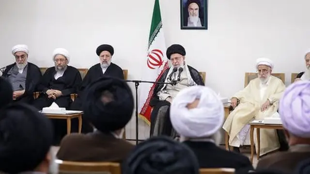 آیت الله خامنه ای