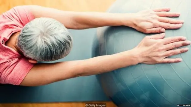 ਕਸਰਤ ਕਰਦਾ ਵਿਅਕਤੀ ਚਿਹਰਾ ਨਹੀਂ ਦਿਖ ਰਿਹਾ