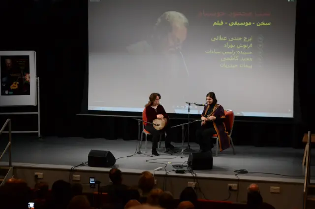 مراسمی بزرگداشت محمود خوشنام