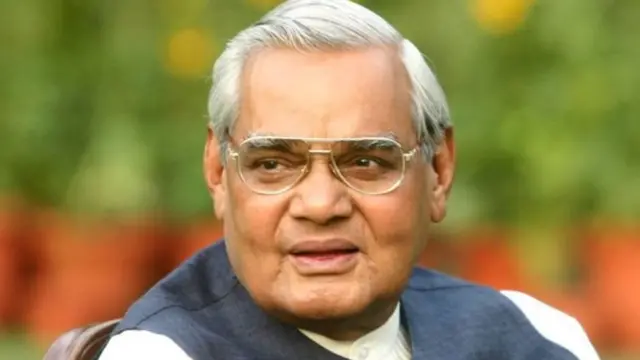 வாஜ்பேயி - 'இந்துக்களின் மனம் கவர்ந்த சக்ரவர்த்தி'