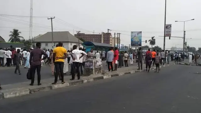 Hausa Community protest as one of dem die for Rivers Taskforce hand