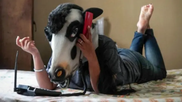 Hammomdagi jinsiy aloqani onlayn tomosha qiling