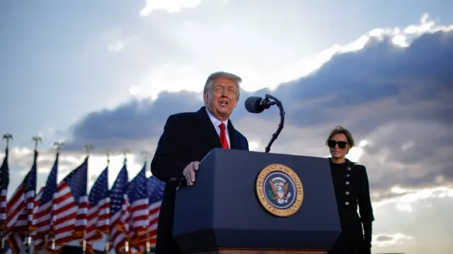 Последнее выступление Трампа в должности президента на базе Эндрюс