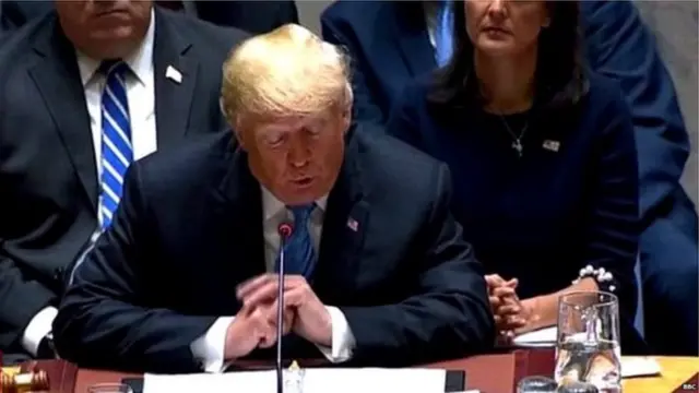 डोनल्ड ट्रंप