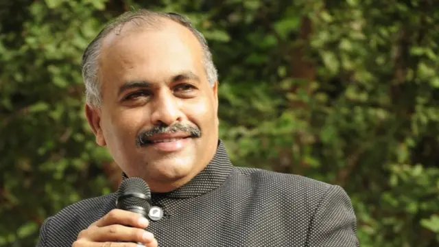 મુક્તક કાપડિયા