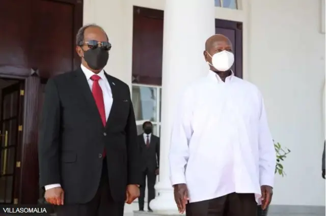 Xasan Shekh iyo Yusweri Museveni